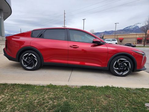 Certified 2025 Kia K4 EX FWD image 4