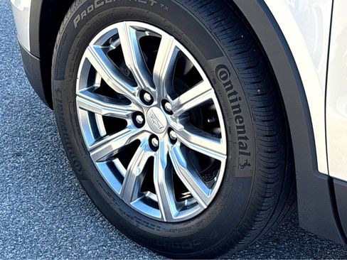 Used 2019 Cadillac XT4 Premium Luxury image 19