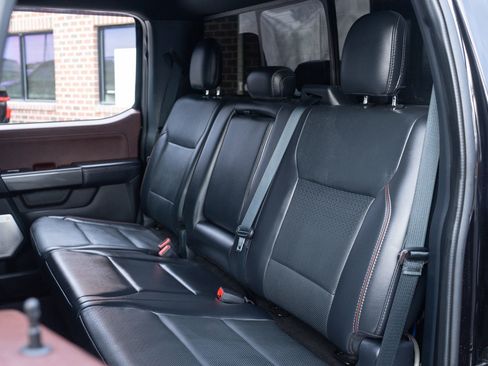 Used 2021 Ford F150 Lariat w/ Equipment Group 502A High image 17