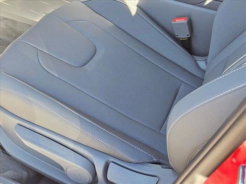 New 2025 Hyundai Elantra Sport image 4