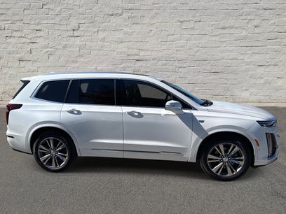 New 2025 Cadillac XT6 Premium Luxury w/ Platinum Package