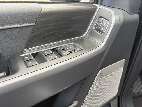 New 2025 Ford F150 Lariat w/ Equipment Group 502A High image 38