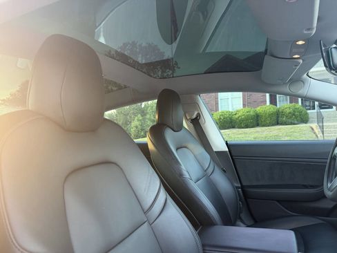 Used 2018 Tesla Model 3 Long Range image 27