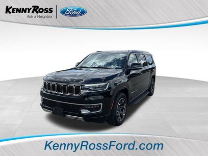 Used 2023 Jeep Wagoneer L Series III w/ Preferred Equipment Group