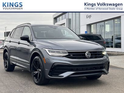 Certified 2023 Volkswagen Tiguan SE R-Line