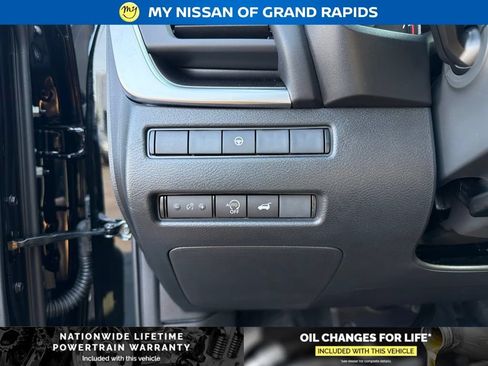 New 2026 Nissan Rogue Dark Armor AWD/4WD image 17