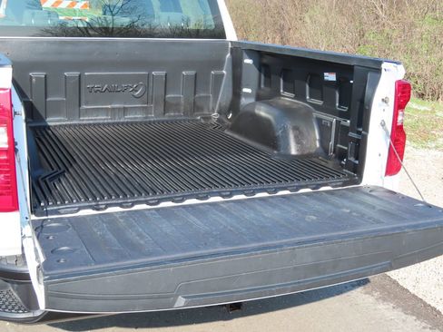 Used 2024 Chevrolet Silverado 1500 W/T w/ WT Fleet Convenience Package image 13