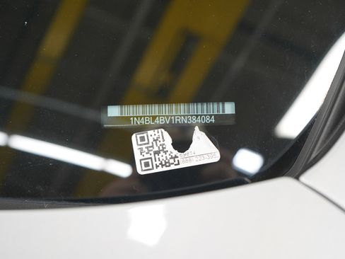 Used 2024 Nissan Altima 2.5 S image 24