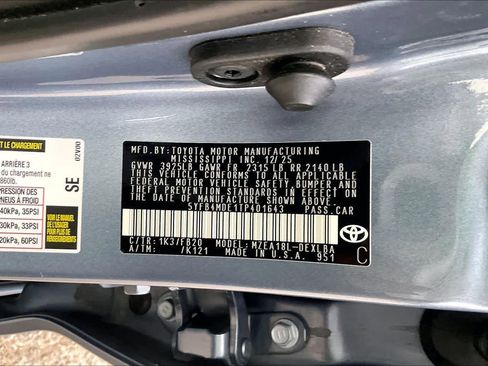 Used 2026 Toyota Corolla LE image 34