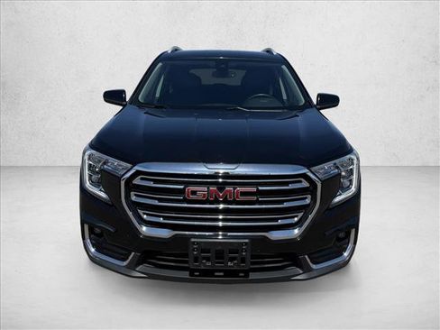 Used 2024 GMC Terrain SLT AWD/4WD image 2