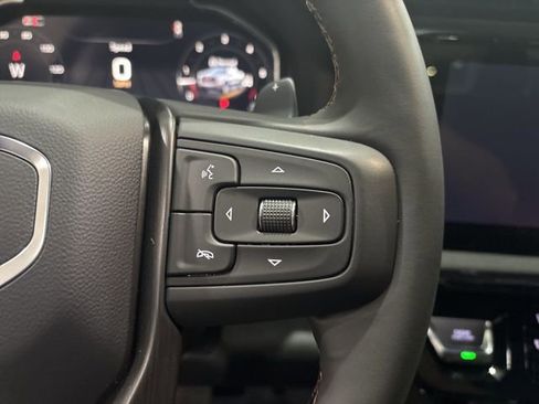 Used 2025 GMC Sierra 1500 AT4 image 18