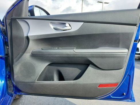 Certified 2023 Kia Forte LXS w/ LXS Technology Package image 21