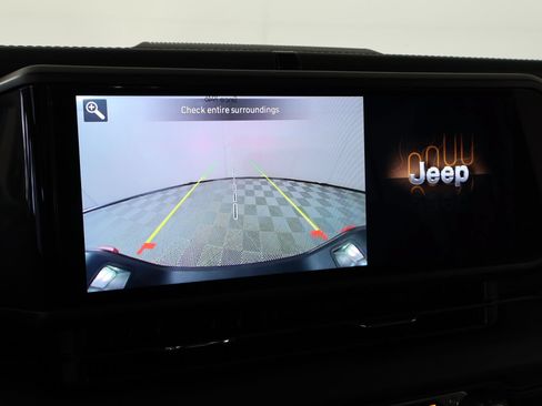 Used 2024 Jeep Gladiator Mojave w/ Safety Group AWD/4WD image 6