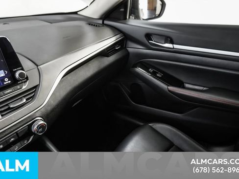 Used 2025 Nissan Altima 2.5 SR image 40