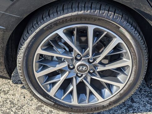 Used 2023 Hyundai Sonata Limited image 29