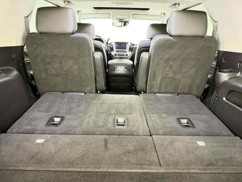 Used 2016 GMC Yukon SLT w/ HD Trailering Package image 17