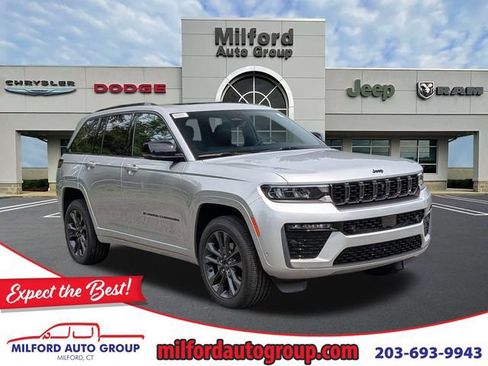 New 2026 Jeep Grand Cherokee Limited AWD/4WD image 1