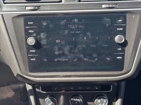 Used 2024 Volkswagen Tiguan Wolfsburg Edition image 17