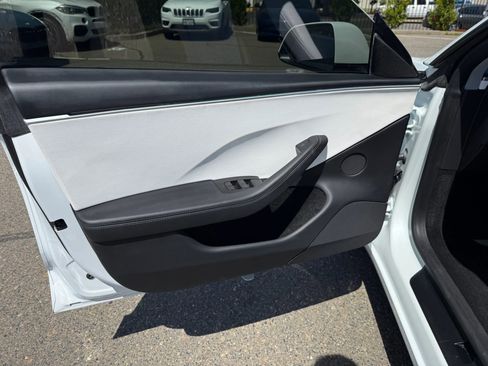 Used 2024 Tesla Model 3 Long Range image 12