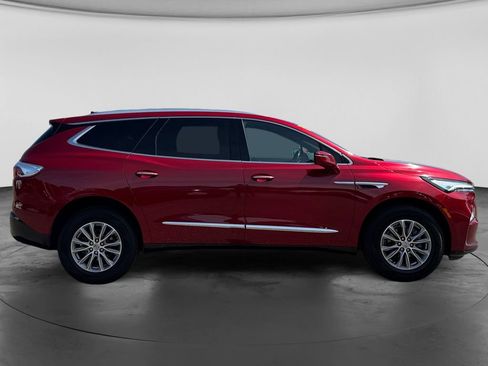 Used 2024 Buick Enclave Premium AWD/4WD image 11