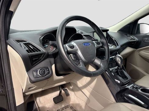 Used 2015 Ford Escape Titanium image 10