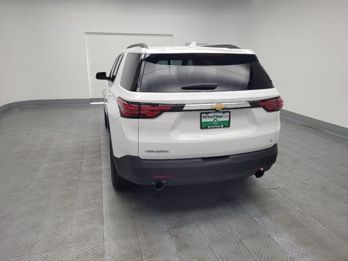 Used 2023 Chevrolet Traverse LT image 6