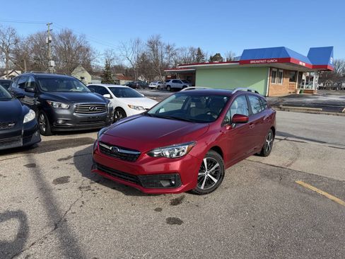 Used 2021 Subaru Impreza 2.0i Premium image 2