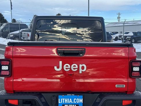 Certified 2020 Jeep Gladiator Overland image 19