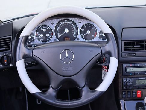 Used 2002 Mercedes-Benz SL 500 image 20