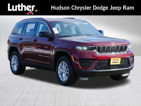 New 2026 Jeep Grand Cherokee Laredo X image 1