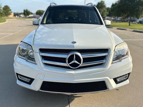 Used 2011 Mercedes-Benz GLK 350 4MATIC image 3