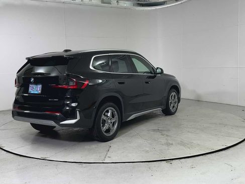 Used 2025 BMW X1 xDrive28i w/ Convenience Package image 2