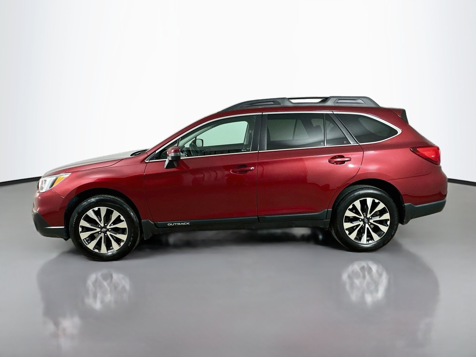 Used 2016 Subaru Outback 2.5i Limited AWD/4WD image 8