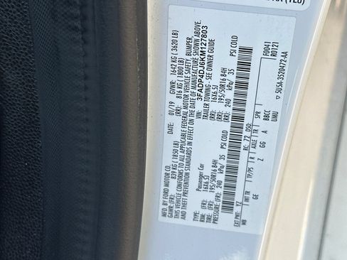 Used 2019 Ford Fiesta ST-Line FWD image 24