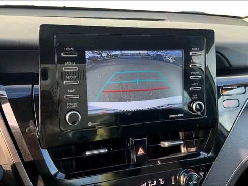 Used 2022 Toyota Camry SE FWD image 26