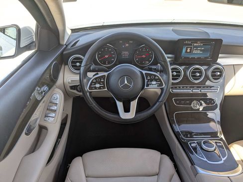 Used 2019 Mercedes-Benz C 300 Sedan image 18