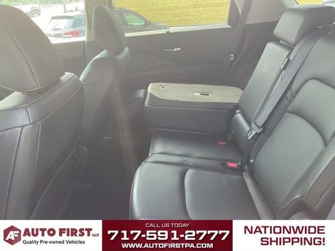Used 2022 Nissan Pathfinder SL AWD/4WD image 9