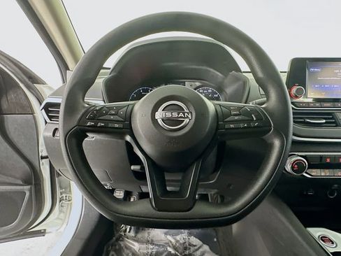 Certified 2024 Nissan Altima 2.5 S image 13