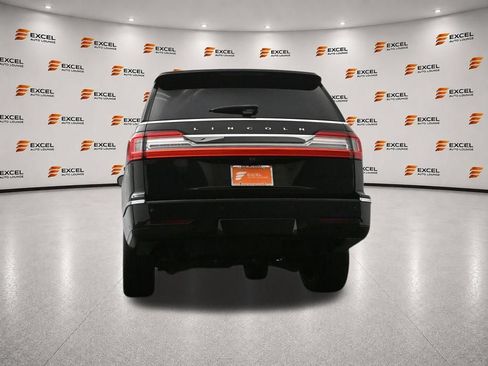 Used 2020 Lincoln Navigator Reserve w/ Luxury Package RWD image 45