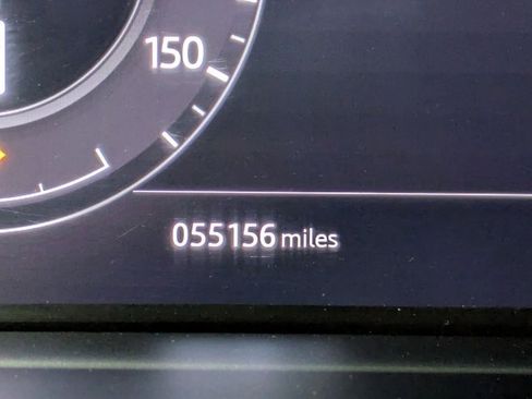 Used 2018 Land Rover Range Rover HSE image 12