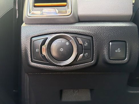 Used 2022 Ford Ranger XLT w/ Equipment Group 301A Mid RWD image 19