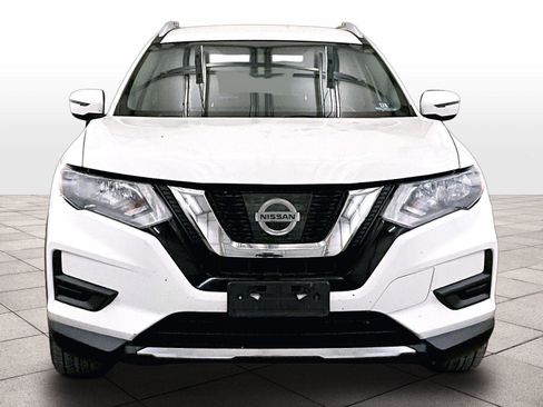 Used 2017 Nissan Rogue SV AWD/4WD image 3
