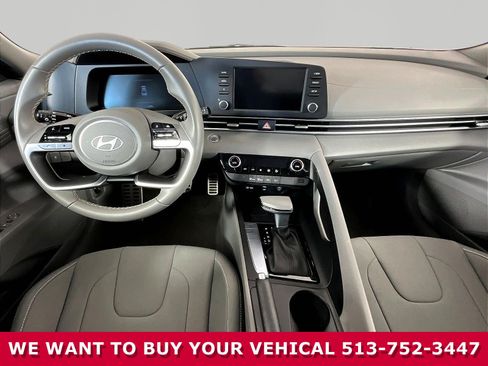 Used 2025 Hyundai Elantra Sport FWD image 7