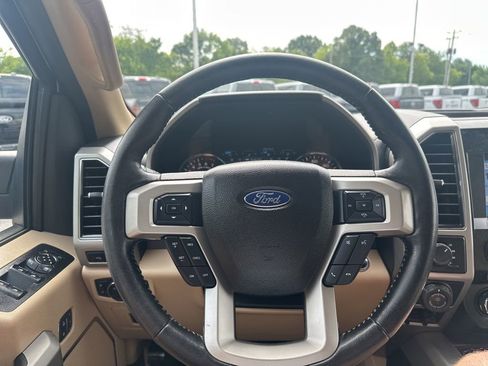 Used 2017 Ford F150 Lariat AWD/4WD image 20