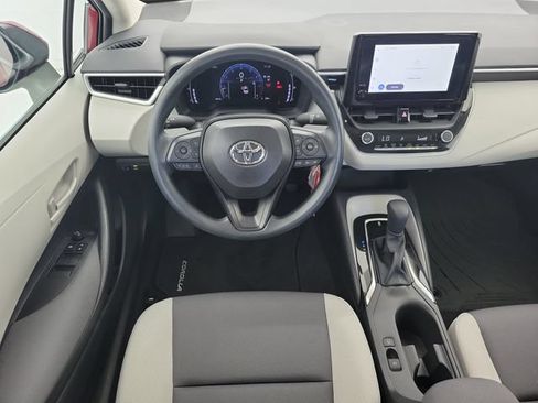 Used 2026 Toyota Corolla LE FWD image 17