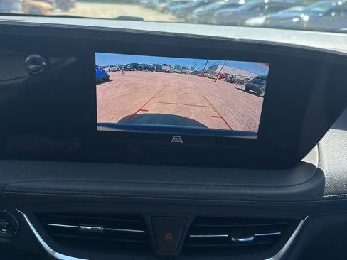Used 2024 Buick Encore GX Preferred FWD image 19