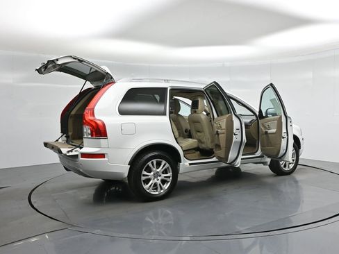 Used 2013 Volvo XC90 3.2 image 4