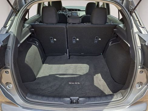 Used 2024 Nissan Kicks S FWD image 13