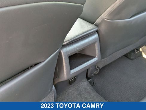 Used 2023 Toyota Camry SE image 15