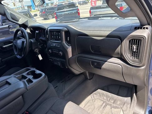 Used 2019 Chevrolet Silverado 1500 Custom Trail Boss w/ Custom Convenience Package AWD/4WD image 13